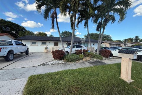 Купить виллу или дом в Майами, Флорида 3 спальни, 269.97м2, № 1972856 - фото 13