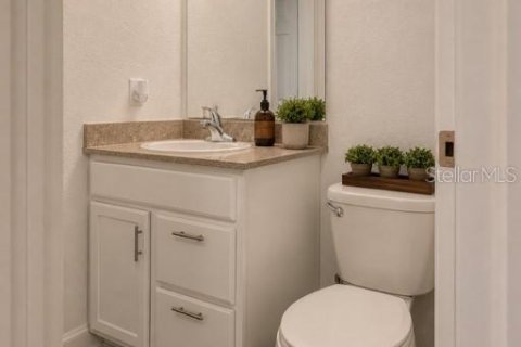 Condo in Tarpon Springs, Florida, 2 bedrooms № 2210079 - photo 12
