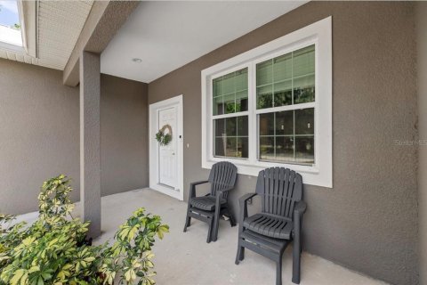 Apartamento en alquiler en Plant City, Florida, 3 dormitorios, 152.08 m2 № 2199652 - foto 2