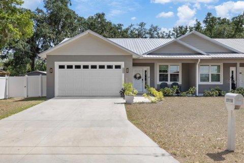 Apartment in Plant City, Florida 3 bedrooms, 152.08 sq.m. № 2199652