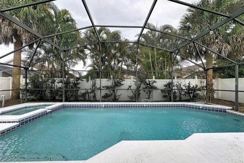 Villa ou maison à vendre à Kissimmee, Floride: 4 chambres, 166.39 m2 № 2312905 - photo 24