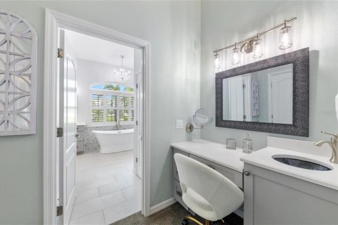 House in Englewood, Florida 5 bedrooms, 423.63 sq.m. № 1909488 - photo 23