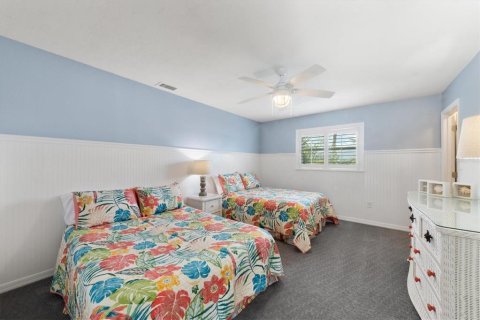 House in Englewood, Florida 5 bedrooms, 423.63 sq.m. № 1909488 - photo 27