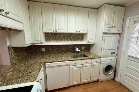 Copropriété à vendre à Key Biscayne, Floride: 2 chambres, 103.03 m2 № 1804532 - photo 6