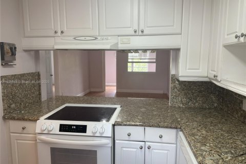 Copropriété à vendre à Key Biscayne, Floride: 2 chambres, 103.03 m2 № 1804532 - photo 4