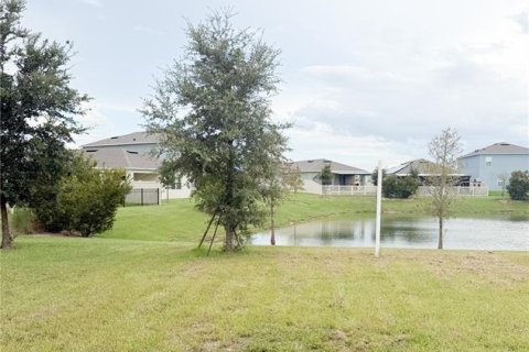 House in Davenport, Florida 4 bedrooms, 193.05 sq.m. № 1642788 - photo 23