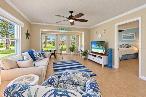 Condominio en venta en Bradenton, Florida, 2 dormitorios, 125.42 m2 № 2429176 - foto 16