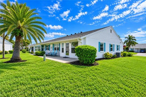 Condominio en venta en Bradenton, Florida, 2 dormitorios, 125.42 m2 № 2429176 - foto 3
