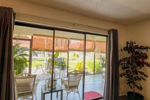 House in Clearwater, Florida 2 bedrooms, 106.84 sq.m. № 1549450 - photo 5