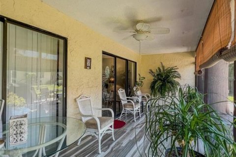 House in Clearwater, Florida 2 bedrooms, 106.84 sq.m. № 1549450 - photo 3