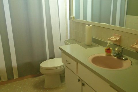 Купить виллу или дом в Холидэй, Флорида 9 комнат, 107.02м2, № 2217175 - фото 23