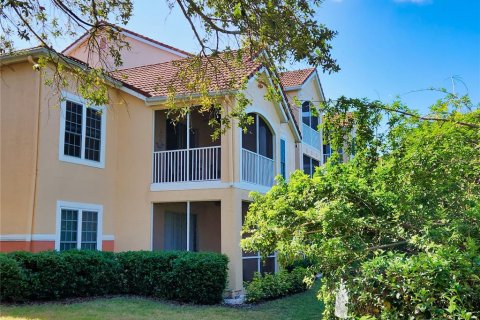 Condominio en alquiler en Sarasota, Florida, 2 dormitorios, 101.17 m2 № 1883945 - foto 1