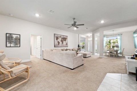 House in St. Lucie, Florida 4 bedrooms, 233 sq.m. № 2177192 - photo 20