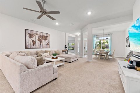 House in St. Lucie, Florida 4 bedrooms, 233 sq.m. № 2177192 - photo 17