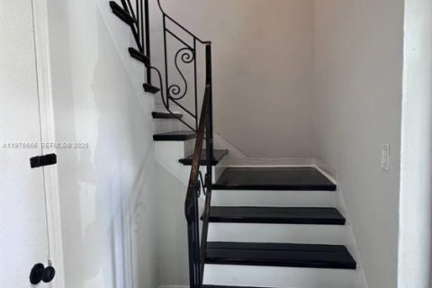 Appartement à louer à Miami, Floride: 2 chambres, 94.76 m2 № 2038311 - photo 27