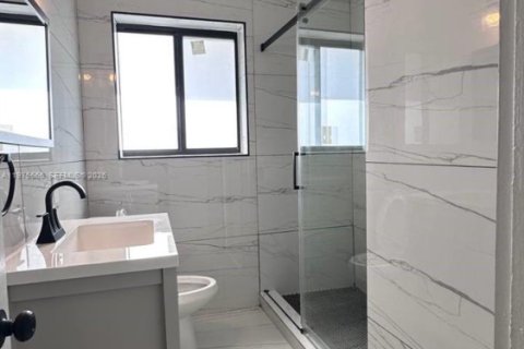 Appartement à louer à Miami, Floride: 2 chambres, 94.76 m2 № 2038311 - photo 19