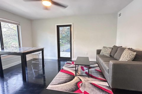 Appartement à louer à Miami, Floride: 2 chambres, 94.76 m2 № 2038311 - photo 4