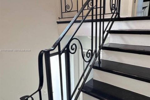 Appartement à louer à Miami, Floride: 2 chambres, 94.76 m2 № 2038311 - photo 30