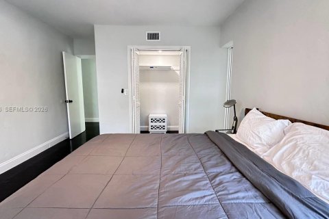 Appartement à louer à Miami, Floride: 2 chambres, 94.76 m2 № 2038311 - photo 11