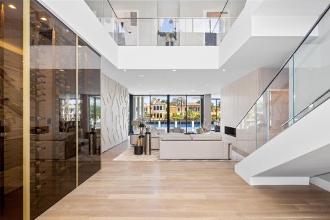 Casa en venta en Fort Lauderdale, Florida, 6 dormitorios, 773.6 m2 № 2359846 - foto 16