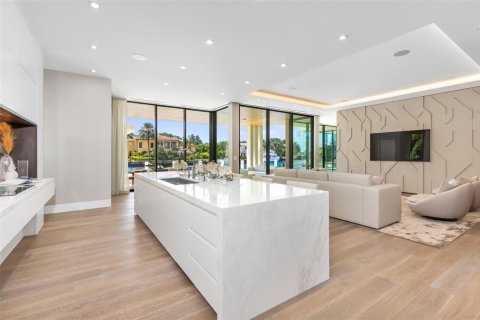 Casa en venta en Fort Lauderdale, Florida, 6 dormitorios, 773.6 m2 № 2359846 - foto 27