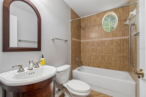 Villa ou maison à vendre à Brooksville, Floride: 5 chambres, 440.64 m2 № 2157403 - photo 16