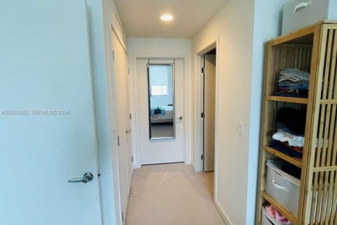 Copropriété à louer à Miami, Floride: 1 chambre, 64.47 m2 № 2343364 - photo 14