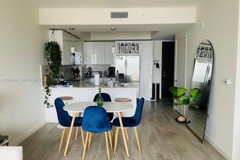 Copropriété à louer à Miami, Floride: 1 chambre, 64.47 m2 № 2343364 - photo 5