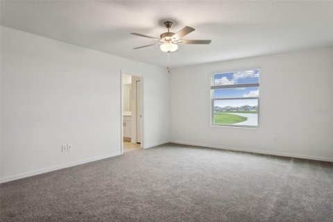 House in San Antonio, Florida 6 bedrooms, 287.25 sq.m. № 2318981 - photo 24