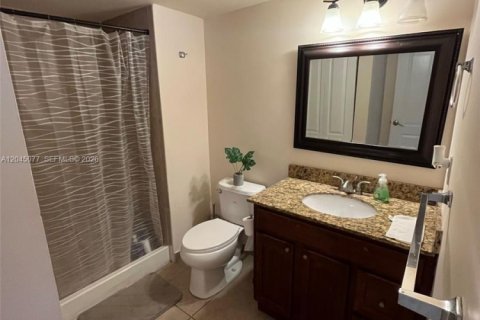 Condo in Weston, Florida, 2 bedrooms  № 2249481 - photo 20