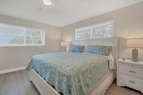 Condo in Sarasota, Florida, 2 bedrooms  № 1721711 - photo 28