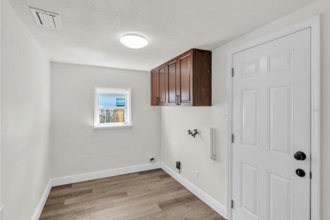 Villa ou maison à vendre à Saint Petersburg, Floride: 2 chambres, 83.33 m2 № 1907582 - photo 19