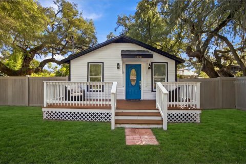 Villa ou maison à Tampa, Floride 2 chambres, 51.28 m2 № 2427125