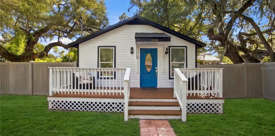 Villa ou maison à Tampa, Floride 2 chambres, 51.28 m2 № 2427125