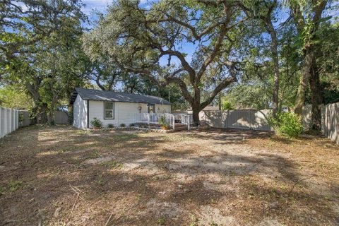 Villa ou maison à vendre à Tampa, Floride: 2 chambres, 51.28 m2 № 2427125 - photo 28