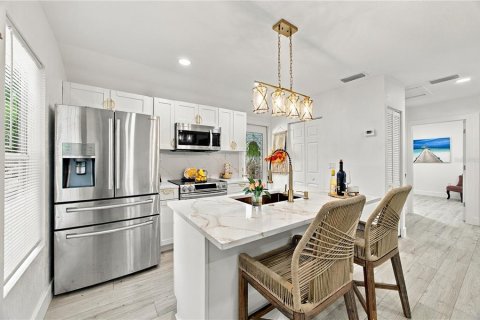Villa ou maison à vendre à Tampa, Floride: 2 chambres, 51.28 m2 № 2427125 - photo 5