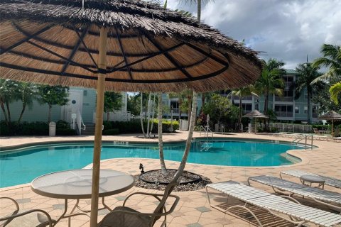 Condominio en alquiler en Port Charlotte, Florida, 3 dormitorios, 163.42 m2 № 1516500 - foto 24