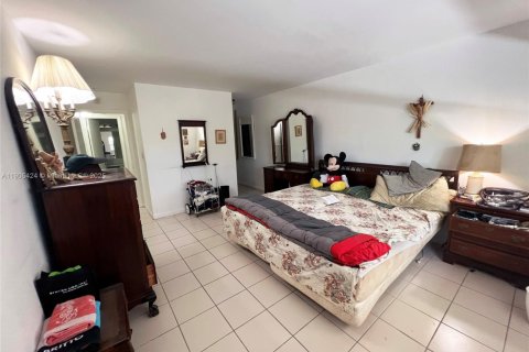 Copropriété à vendre à Coral Gables, Floride: 2 chambres, 196.67 m2 № 1965300 - photo 12