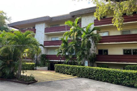 Copropriété à vendre à Coral Gables, Floride: 2 chambres, 196.67 m2 № 1965300 - photo 1