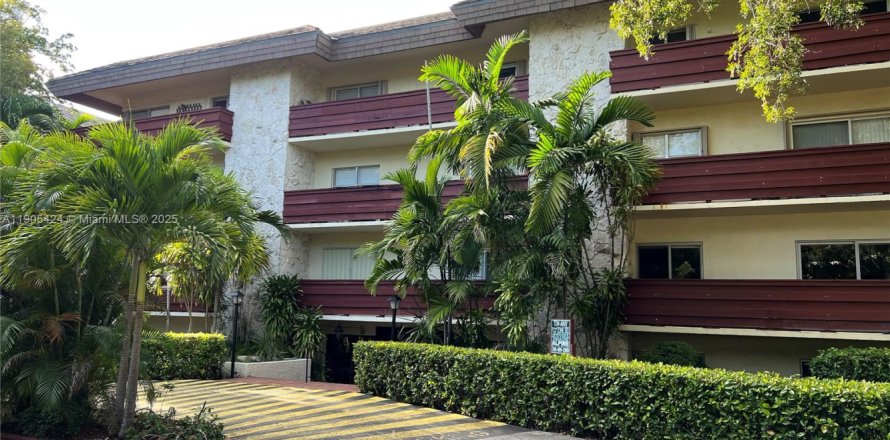 Condo à Coral Gables, Floride, 2 chambres № 1965300