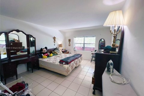 Copropriété à vendre à Coral Gables, Floride: 2 chambres, 196.67 m2 № 1965300 - photo 11