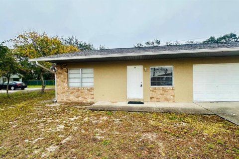 Apartment in Auburndale, Florida 2 bedrooms, 92.34 sq.m. № 1873095 - photo 1