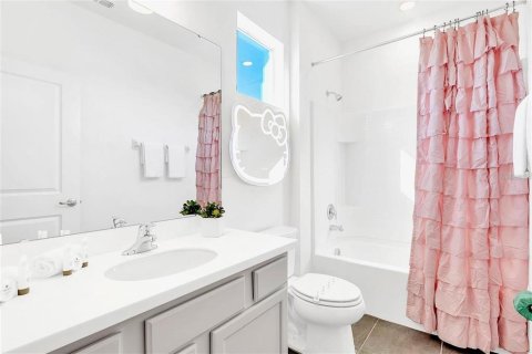 Villa ou maison à vendre à Kissimmee, Floride: 8 chambres, 301.75 m2 № 2422740 - photo 20