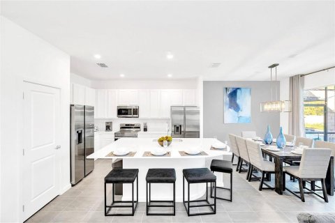Villa ou maison à vendre à Kissimmee, Floride: 8 chambres, 301.75 m2 № 2422740 - photo 7