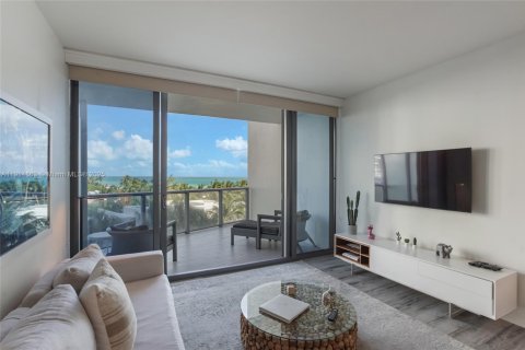 Condo in Miami Beach, Florida  № 1974346 - photo 5