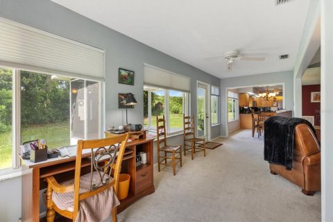 Купить виллу или дом в Саммерфилд, Флорида 6 комнат, 139.54м2, № 2324337 - фото 11