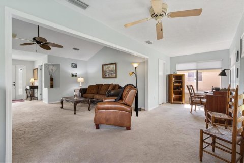 Купить виллу или дом в Саммерфилд, Флорида 6 комнат, 139.54м2, № 2324337 - фото 9