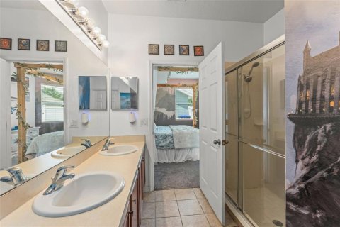 Touwnhouse à vendre à Orlando, Floride: 3 chambres, 151.8 m2 № 2210529 - photo 18