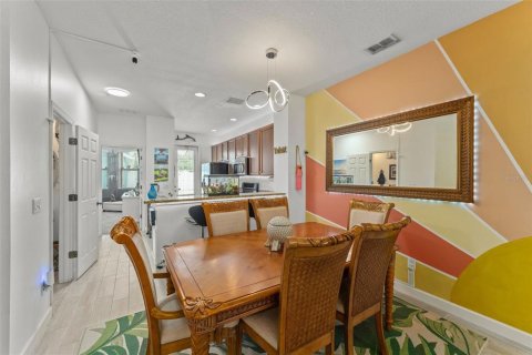 Touwnhouse à vendre à Orlando, Floride: 3 chambres, 151.8 m2 № 2210529 - photo 8