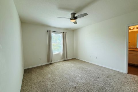 Touwnhouse à louer à Odessa, Floride: 3 chambres, 163.32 m2 № 2227424 - photo 22